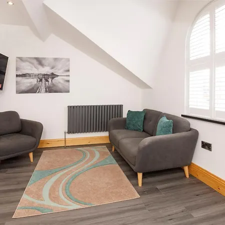 The Hideaway At The Lawrence