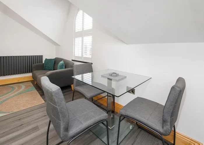 The Hideaway At The Lawrence アパート