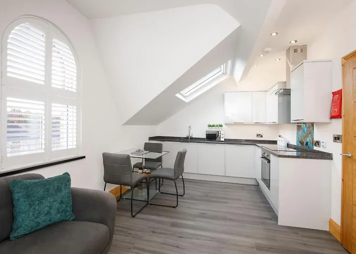 The Hideaway At The Lawrence